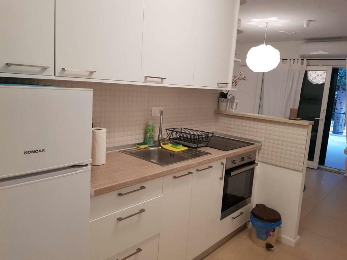 Apartment Vesna Подаца Екстериор снимка